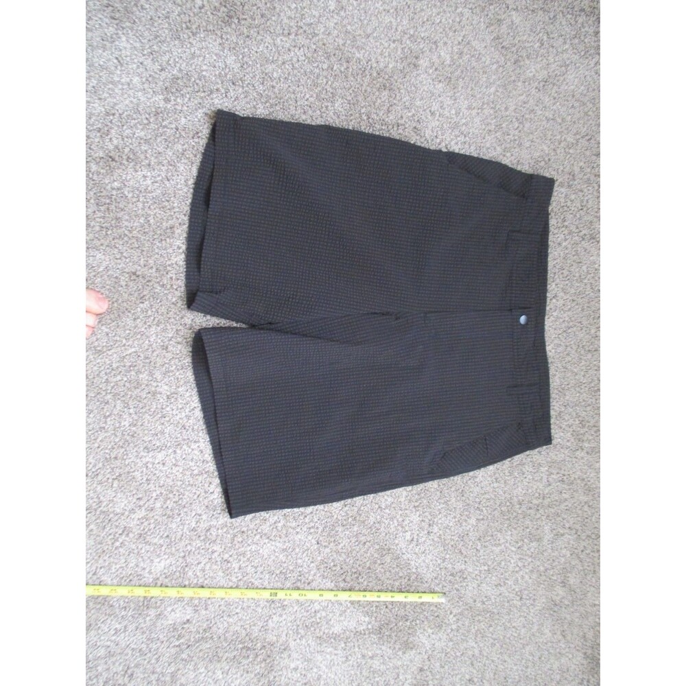 Lululemon Shorts Mens 38* Black Striped Kahuna Athletic Flat Front Seersucker